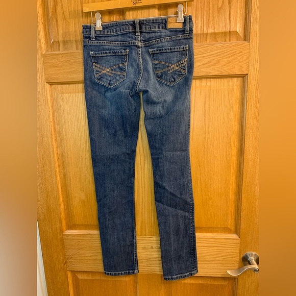 Aeropostale Bayla Low-Rise Skinny Jean Blue Denim 3/4 Reg/Normal - Picture 3 of 7
